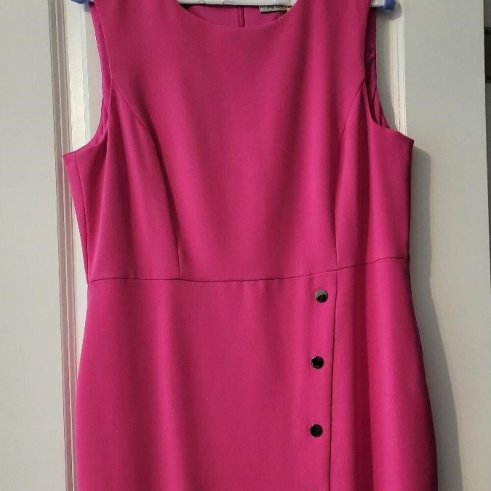 Kasper Snapped Detailed Stretch Crepe Sheath Dress